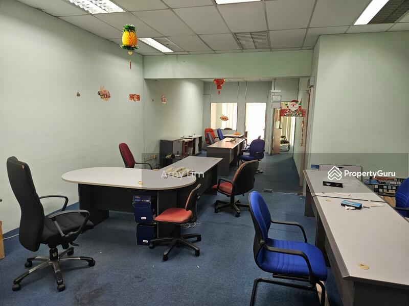 For Sale - Bandar Puteri Puchong 3 Storey Shop