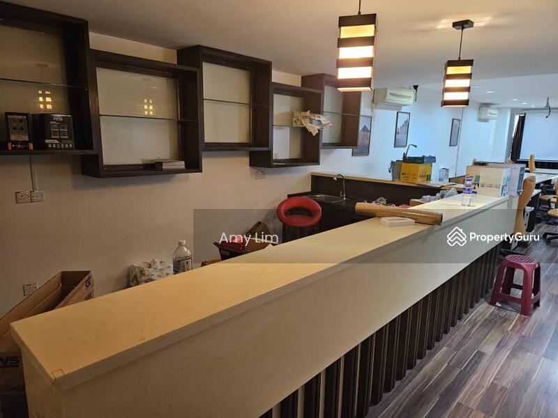For Sale - Bandar Puteri Puchong 3 Storey Shop