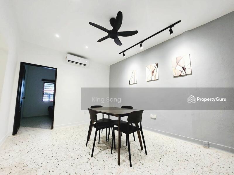 Untuk Disewa - Terrace house at Bukit Beruang