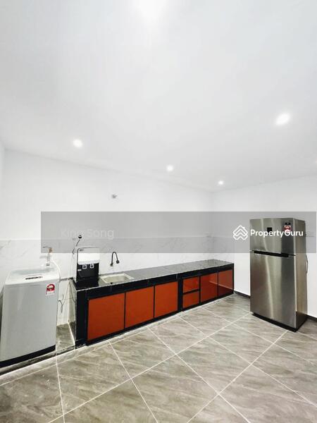 Untuk Disewa - Terrace house at Bukit Beruang