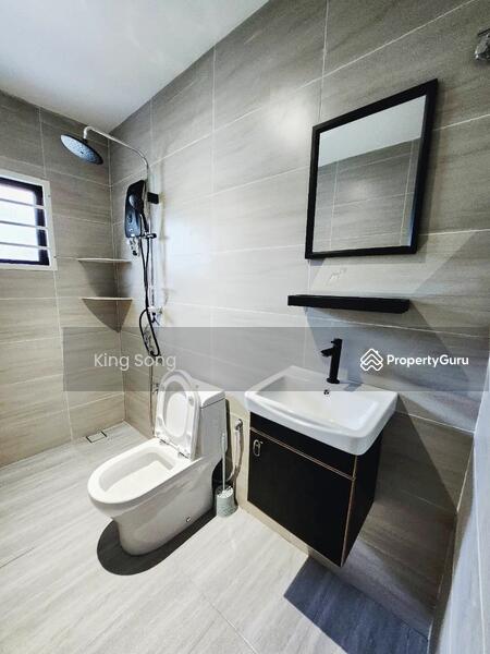 Untuk Disewa - Terrace house at Bukit Beruang