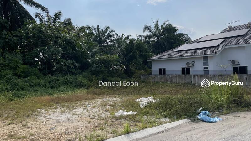 Untuk Dijual - Pekan Meru Tanah Lot Banglo untuk Dijual