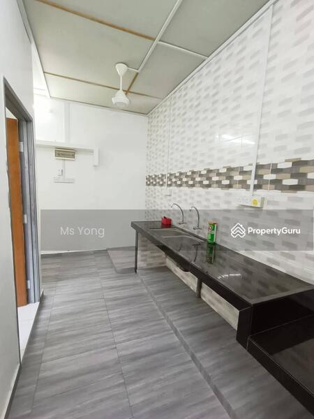 Untuk Disewa - Batu Gajah Pusing Double Storey Terraced House For Rent Perak