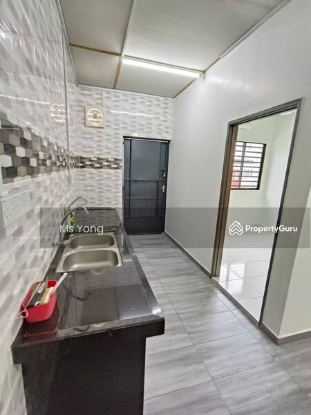 Untuk Disewa - Batu Gajah Pusing Double Storey Terraced House For Rent Perak