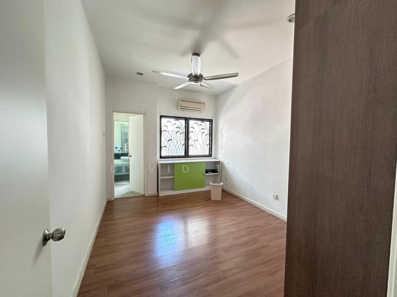 3-storey Terraced House for Sale in Lake Fields (Sungai Besi) - David Ting - PropertyGuru.com.my