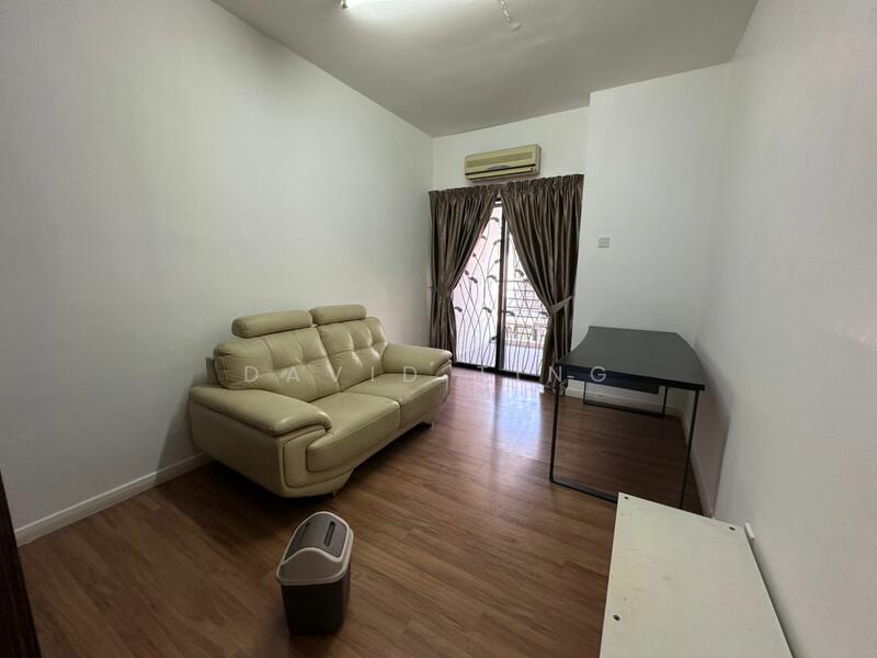 3-storey Terraced House for Sale in Lake Fields (Sungai Besi) - David Ting - PropertyGuru.com.my