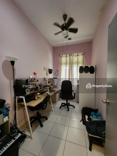 Semi-Detached House for Sale in Bandar Saujana Putra (Tanjong Duabelas) - Irwan Affandi - PropertyGuru.com.my