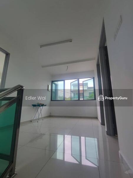 Untuk Dijual - 3 Storey Bungalow @ Taman Kerjasama