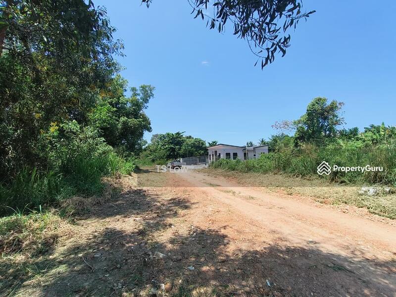 Untuk Dijual - Teluk Kemang Bungalow Land
