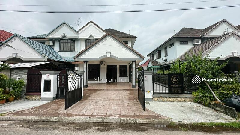 Untuk Dijual - Semi-D house at Taman Rinting