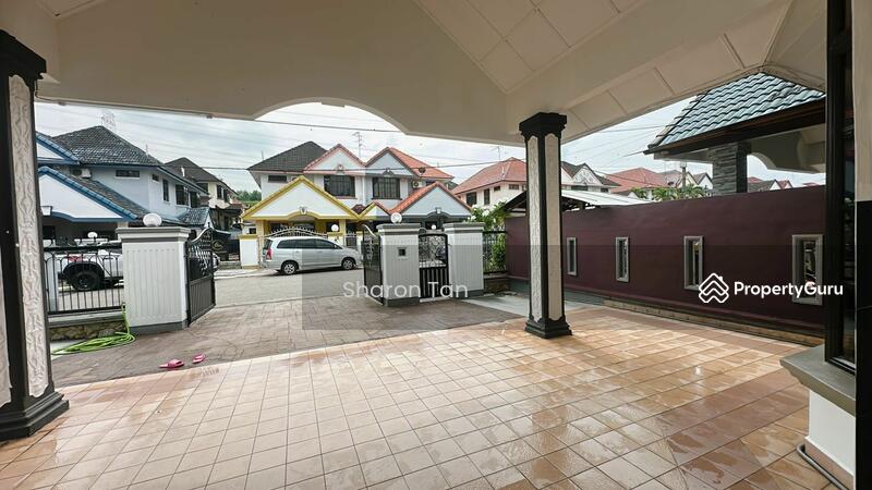 Untuk Dijual - Semi-D house at Taman Rinting