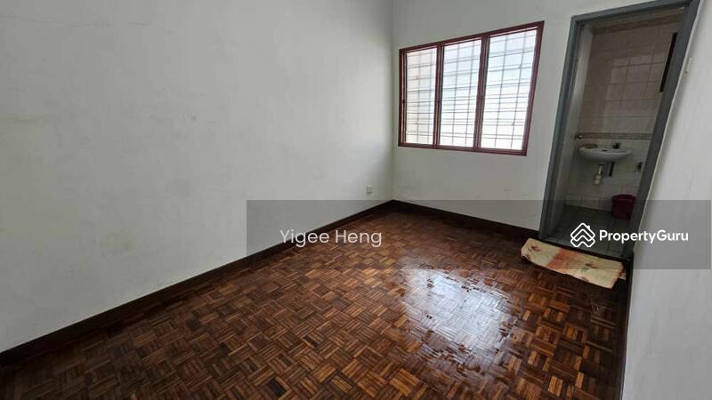 Untuk Dijual - Anggerik Aranda