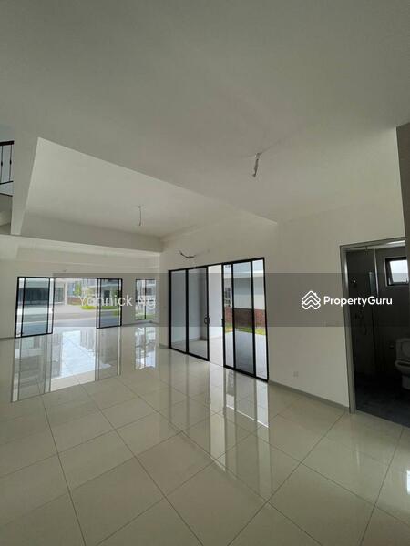 For Sale - Bromelia @ Bukit Puchong