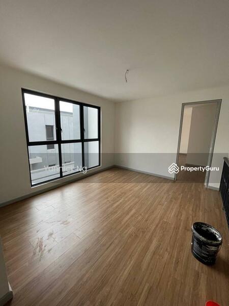 For Sale - Bromelia @ Bukit Puchong