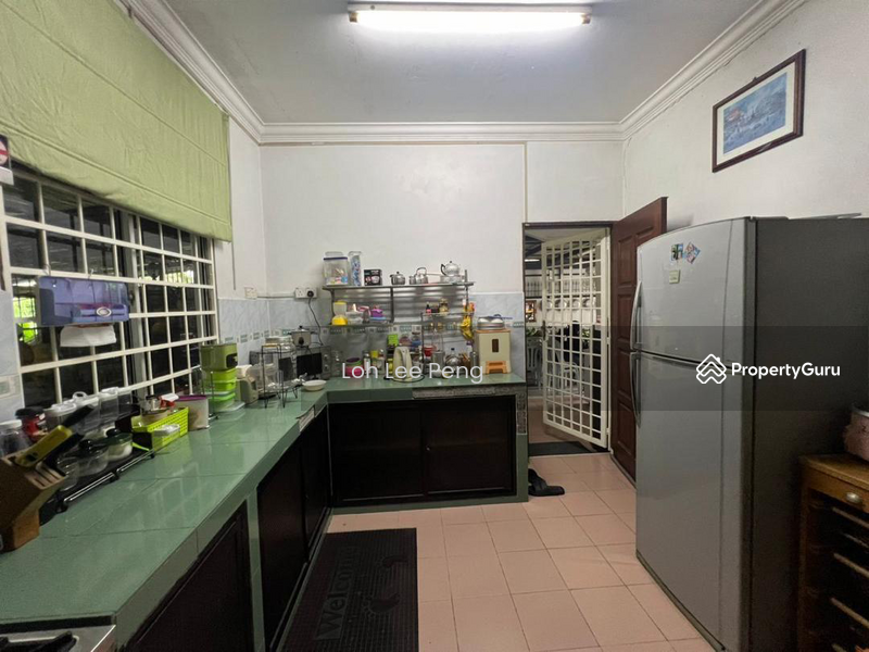 For Sale - Bungalow at Taman Bukit Kempas