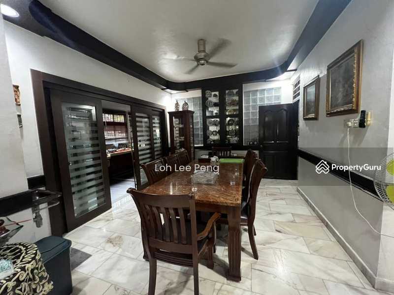 For Sale - Bungalow at Taman Bukit Kempas