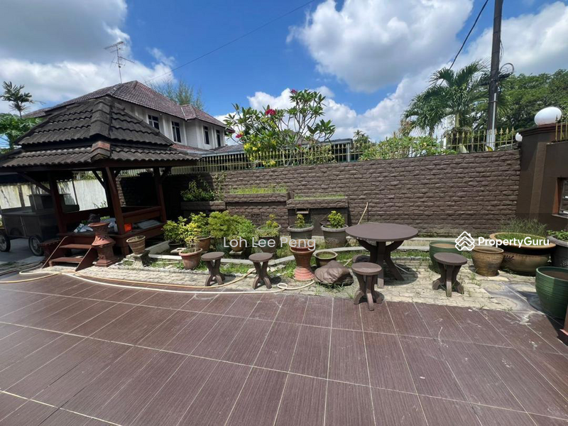 For Sale - Bungalow at Taman Bukit Kempas