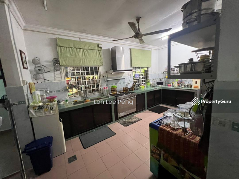 For Sale - Bungalow at Taman Bukit Kempas