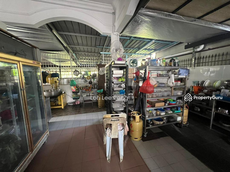 For Sale - Bungalow at Taman Bukit Kempas