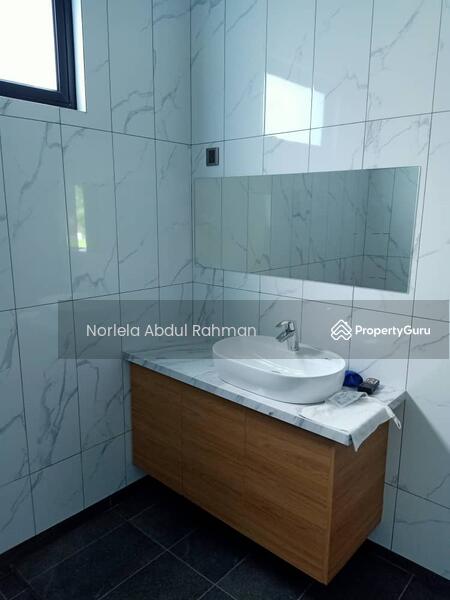 For Sale - College Heights, Garden Resort