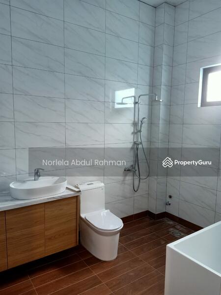 For Sale - College Heights, Garden Resort