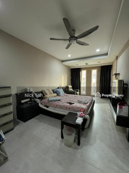 For Sale - Taman Sea