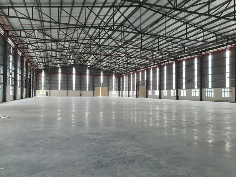 Detached Factory for Rent in Bukit Jelutong (Shah Alam) - Eric Lim - Interior - PropertyGuru.com.my