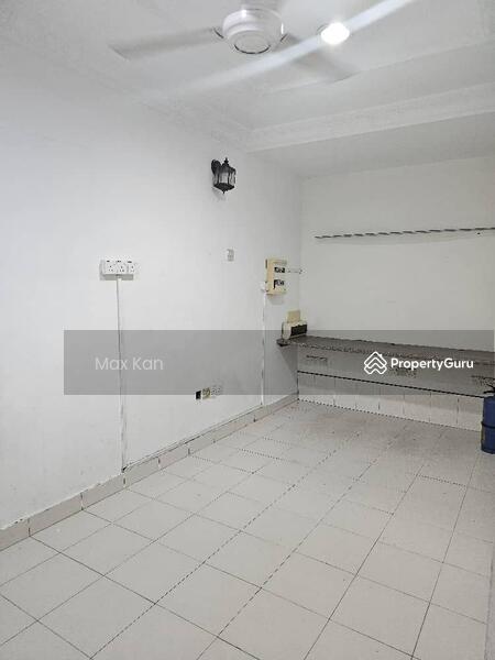 Untuk Disewa - Mount Austin Mount Austin Mount AustinMount AustinMount Austin