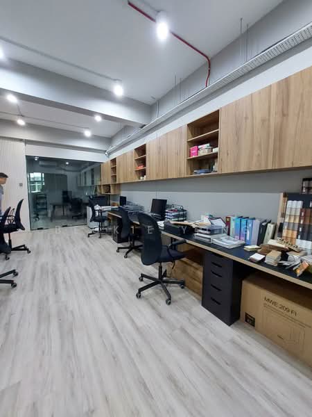 Shop / Office for Rent in Kampung Sungai Kayu Ara (Petaling Jaya) - Beckie Yong - Interior - PropertyGuru.com.my