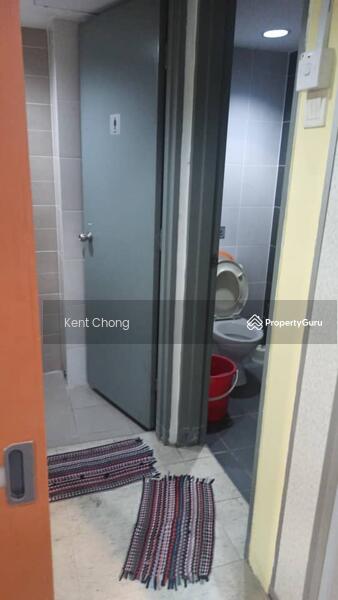 For Sale - BANDAR PUTERI 1ST FLOOR SHOP OFFICE BESIDE LRT