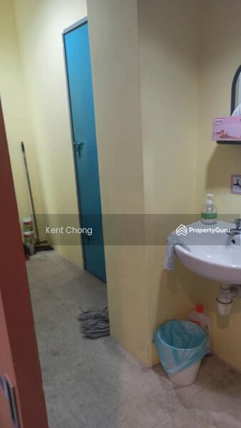 For Sale - BANDAR PUTERI 1ST FLOOR SHOP OFFICE BESIDE LRT