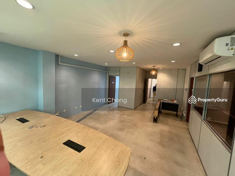 For Sale - BANDAR PUTERI 1ST FLOOR SHOP OFFICE BESIDE LRT