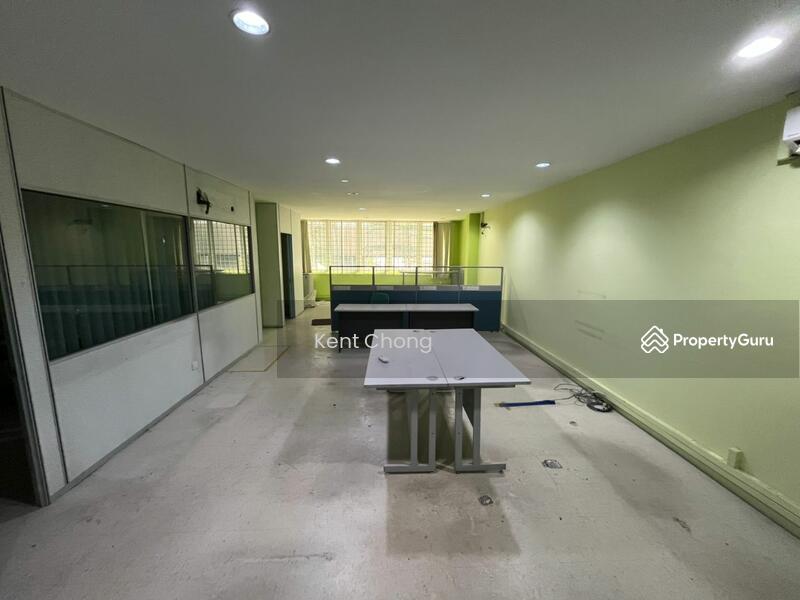 For Sale - BANDAR PUTERI 1ST FLOOR SHOP OFFICE BESIDE LRT