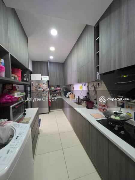 For Sale - Sky Condominium (Skyz Residence)