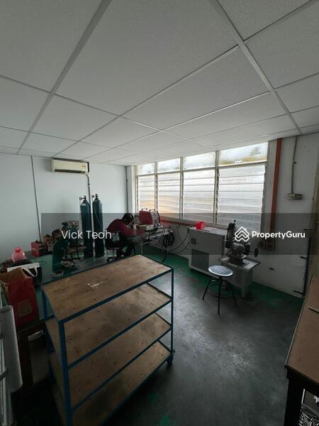 For Rent - Semi D Warehouse Factory Lorong Perusahaan Maju Taman Pelangi Perai
