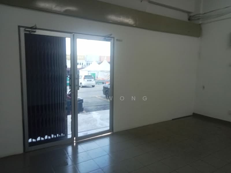 Shop for Rent in Taman Ehsan (Kepong) - FC Wong - Entrance - PropertyGuru.com.my