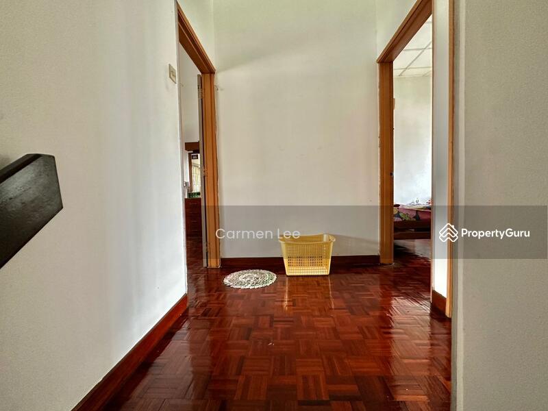 For Sale - SS 18 House with 20 feet Garden