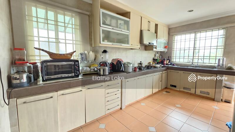 For Sale - Taman United