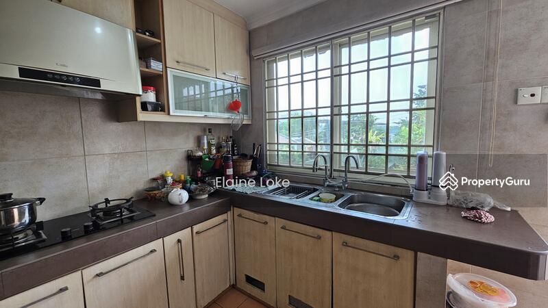 For Sale - Taman United