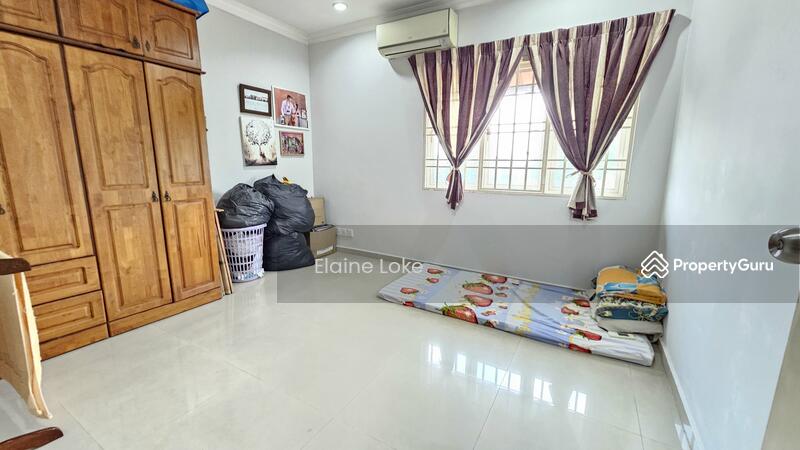 For Sale - Taman United