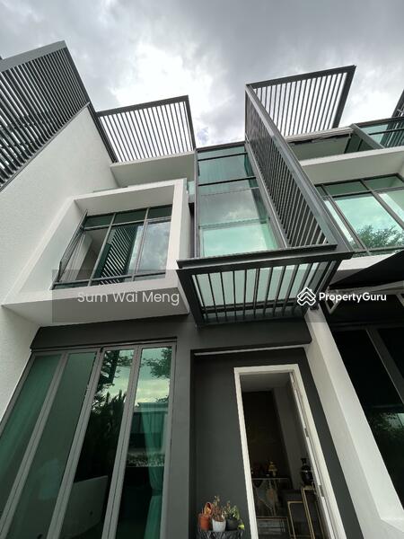 Untuk Dijual - KLGCC Resort: East Residence
