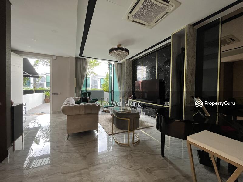 Untuk Dijual - KLGCC Resort: East Residence