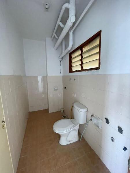 Kondominium untuk Dijual di Vista Impiana - San MC - Bathroom - PropertyGuru.com.my