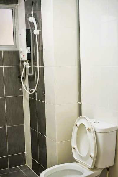 Kondominium untuk Dijual di Symphony Heights (Simfoni Heights) - Evelyn Lee - Bathroom - PropertyGuru.com.my