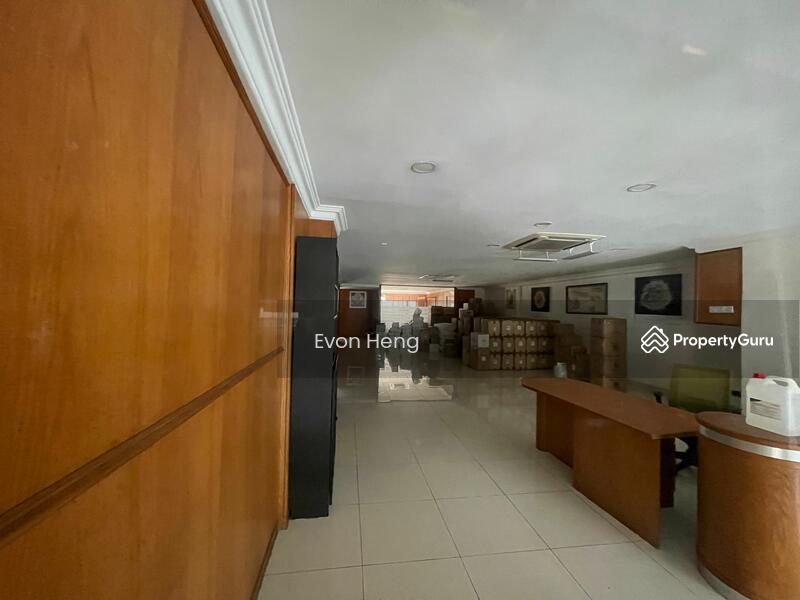 For Sale - Shop-office at Jalan Tun Razak