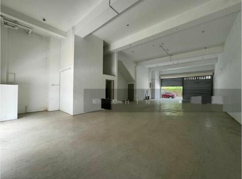 Untuk Disewa - Ground Floor Shop Bandar Puteri 1 Puchong Opp Hero Market