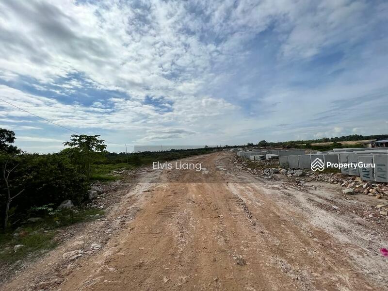 For Sale - Industrial land at Sri Plentong