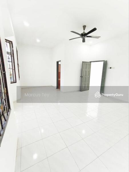 Untuk Dijual - Kulai Kulai Kulais