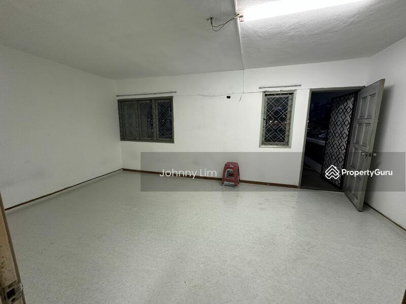 For Sale - Taman Daya Shop Apartment