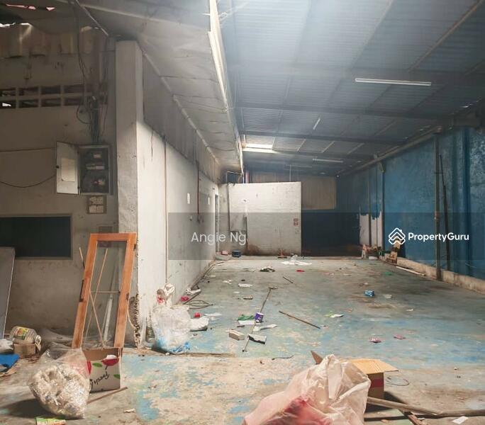 For Rent - 2 Adjoining Semi D Warehouse @ Kawasan Industri Merlimau Jasin